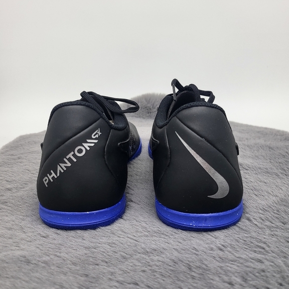 Nike Phantom GX Club Indoor/Court Soccer Shoes - Picture 5 of 6